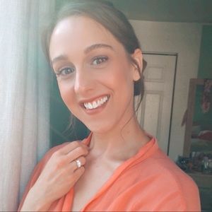 Meet your Posher, Vanessa